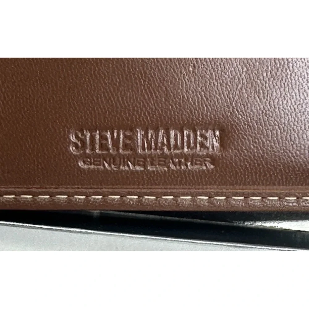 Steve Madden Billfold Brown Leather Wallet With Back RFID New‎ In Box